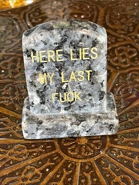 Larvakite headstone
